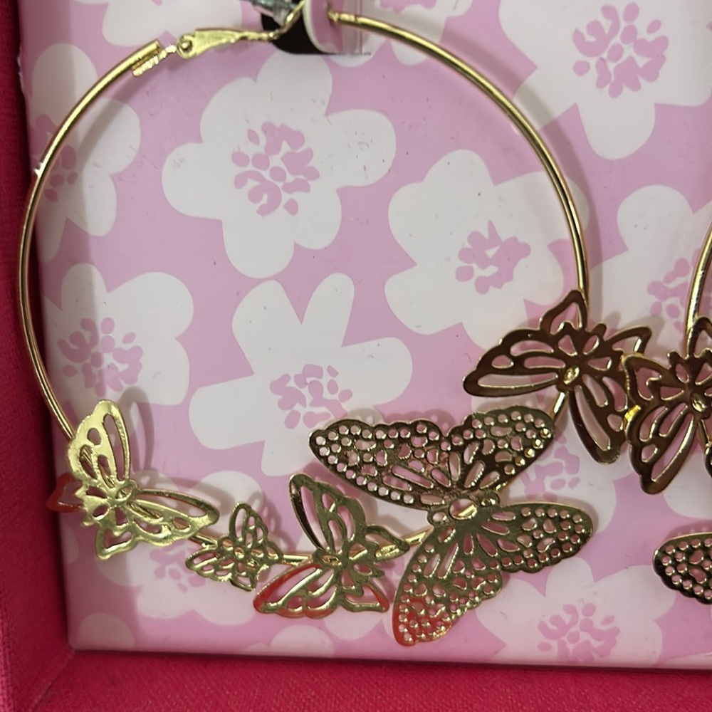 Pink Linen Gold Butterfly Hoop Earrings - Picture 3 of 7